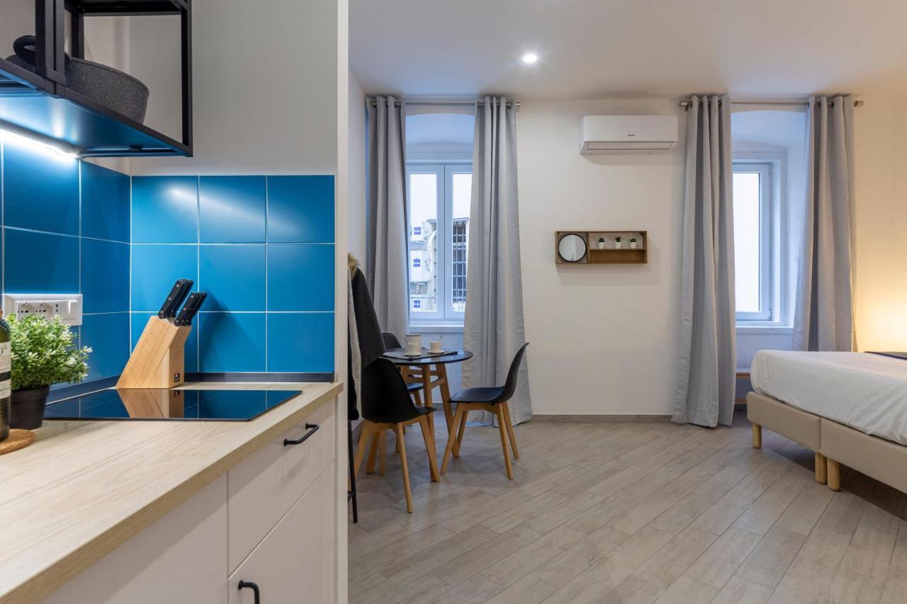 Cool And Stylish City Apartment - Wifi Trieste Exterior foto